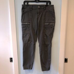 UNIONBAY Gray Cargo Pants Size 10